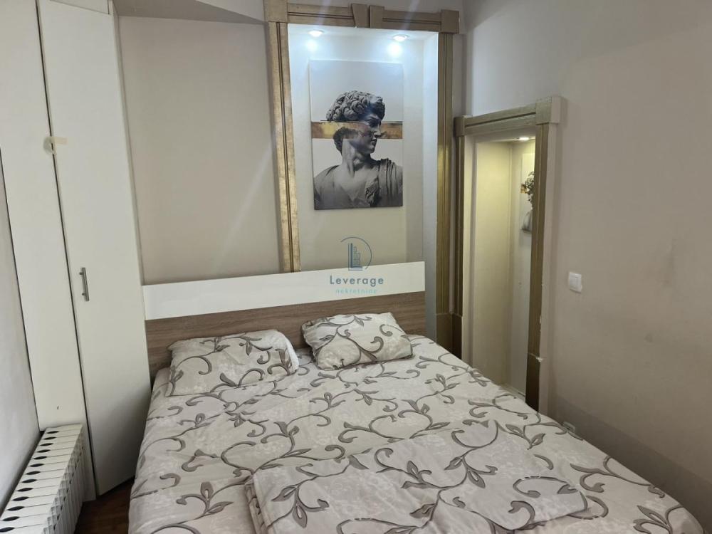 Slika 3 - Cara Nikolaja II, Četvorosoban stan za izdavanje, 90m2, 1.000€
