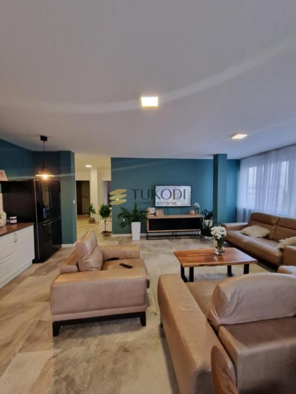 Glavna slika -Četvorosoban stan za izdavanje, 146m2, 1.600€