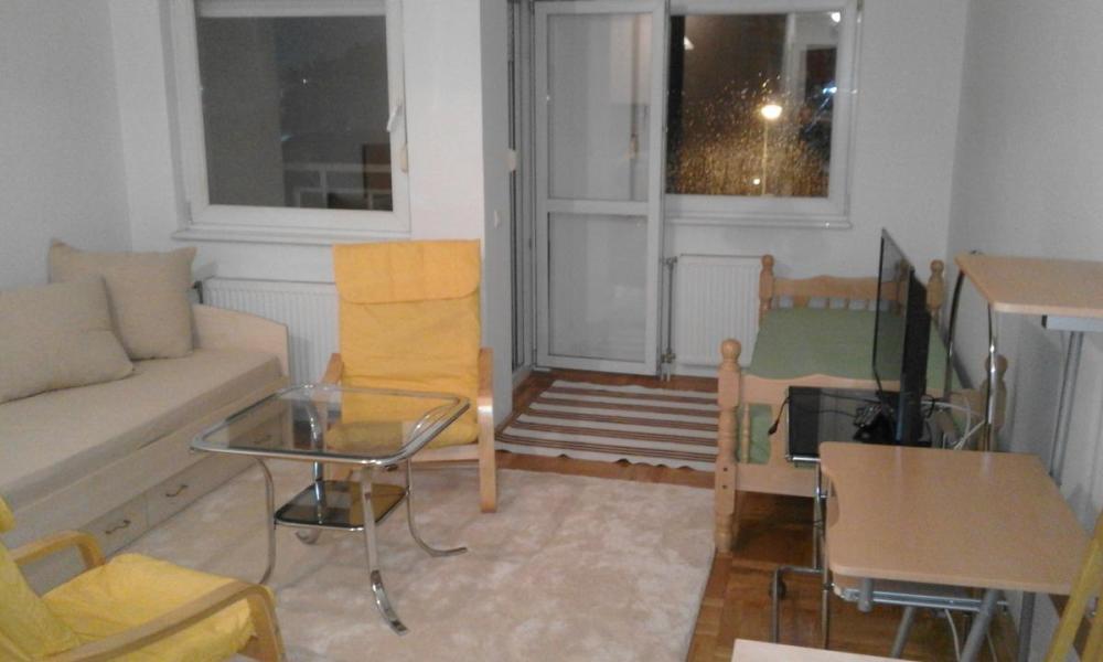 Glavna slika -Jednosoban stan za izdavanje, 29m2, 300€