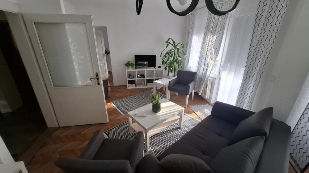 Slika 1 - Dvosoban stan za izdavanje, 55m2, 600€