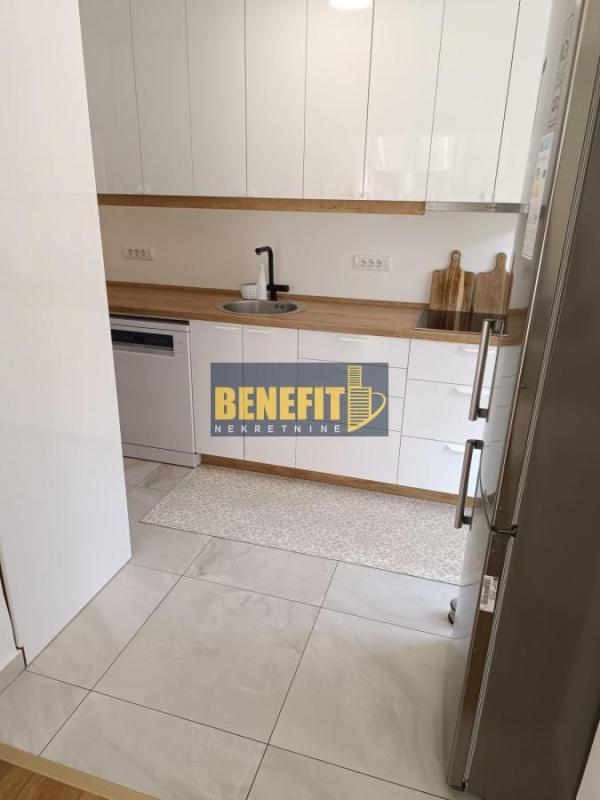 Slika 2 - Dvoiposoban stan na prodaju, 58m2, 155.000€