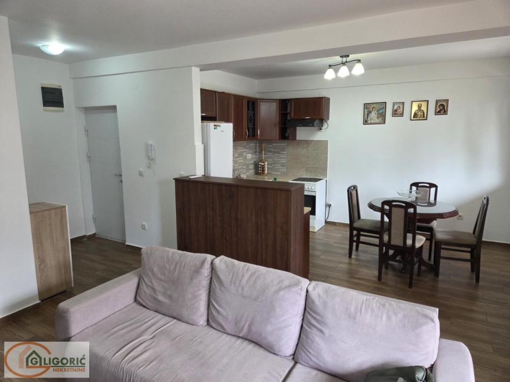 Slika 2 - Kolonija, Dvosoban stan za izdavanje, 55m2, 600€