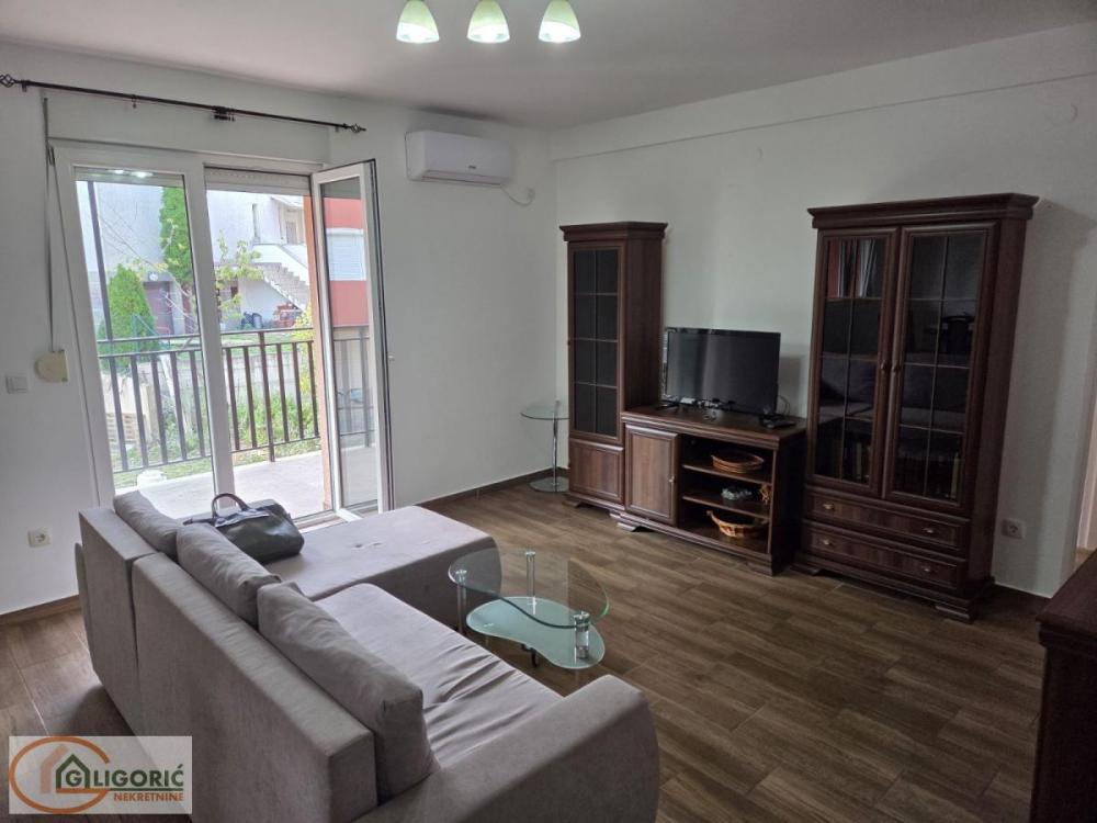 Glavna slika -Kolonija, Dvosoban stan za izdavanje, 55m2, 600€