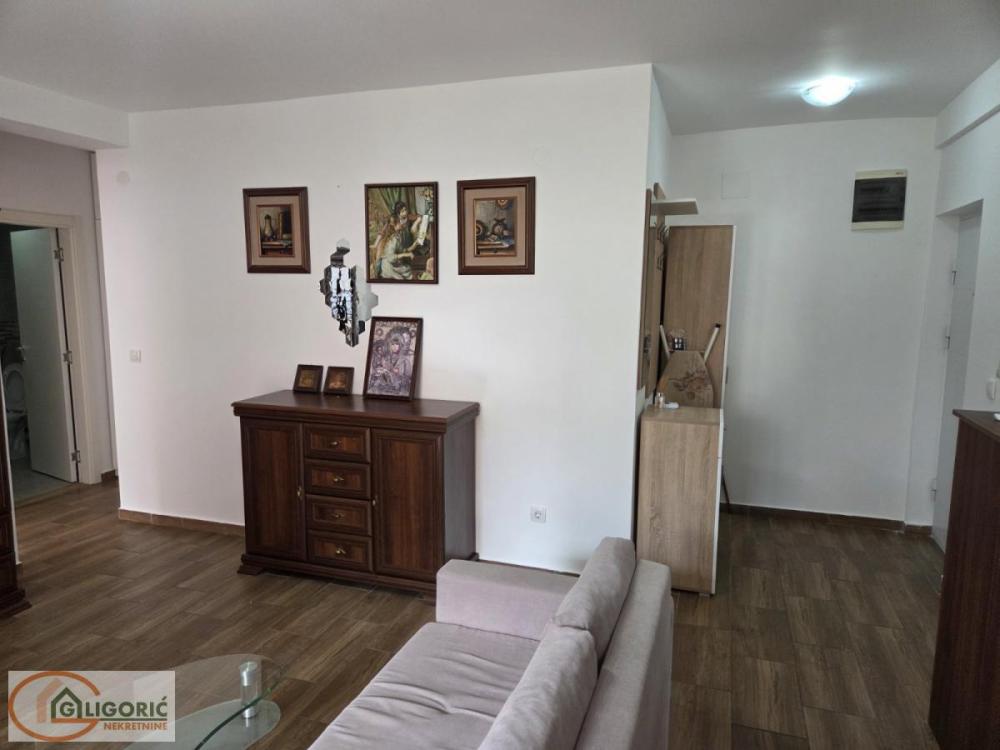 Slika 6 - Kolonija, Dvosoban stan za izdavanje, 55m2, 600€