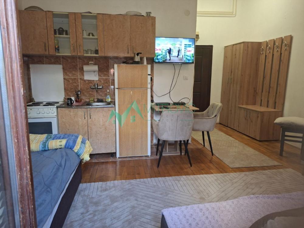 Slika 1 -  Stan za izdavanje, 25m2, 300€