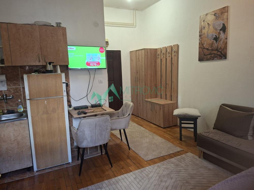 Slika 2 -  Stan za izdavanje, 25m2, 300€