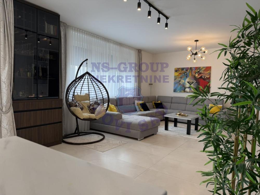 Glavna slika -Četvorosoban stan na prodaju, 130m2, 401.700€