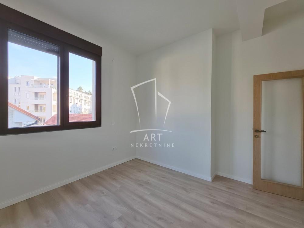Slika 10 - Vojislava Vučkovića, Četvorosoban stan za izdavanje, 113m2, 3.000€