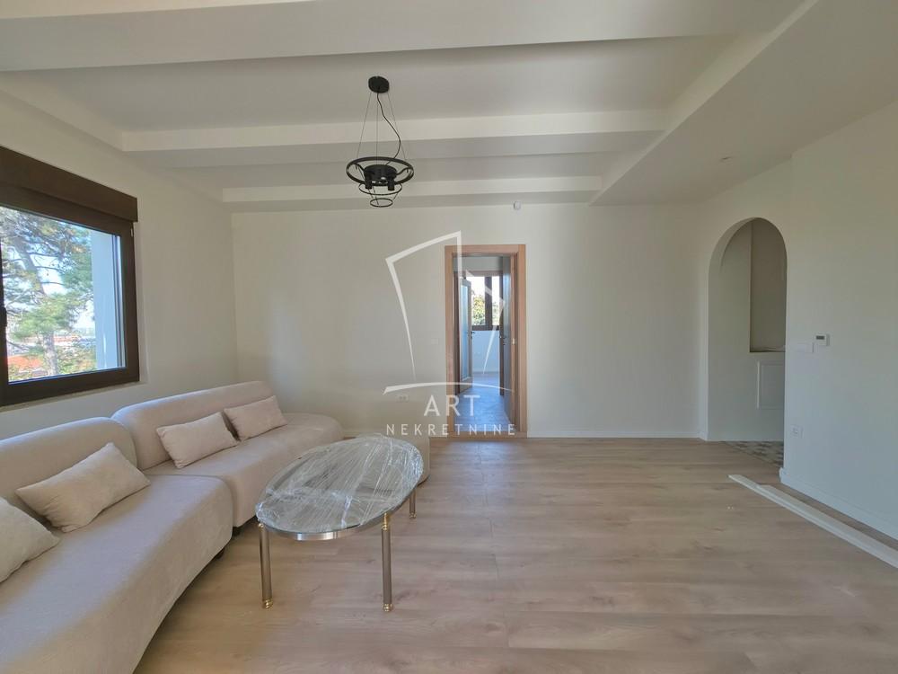 Slika 1 - Vojislava Vučkovića, Četvorosoban stan za izdavanje, 113m2, 3.000€