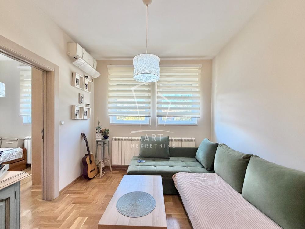 Slika 2 - Stevana Jakovljevića, Dvoiposoban stan na prodaju, 48m2, 144.000€