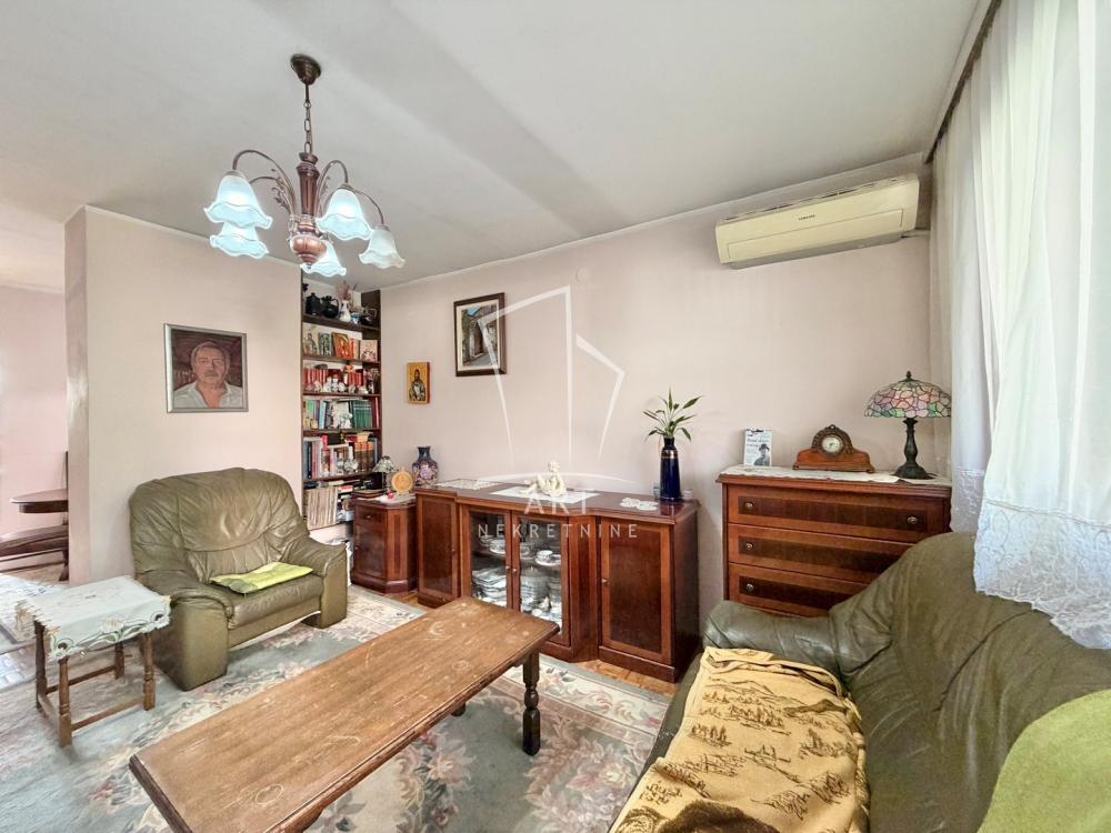 Slika 2 - Janković Stojana, Četvorosoban stan na prodaju, 109m2, 245.000€