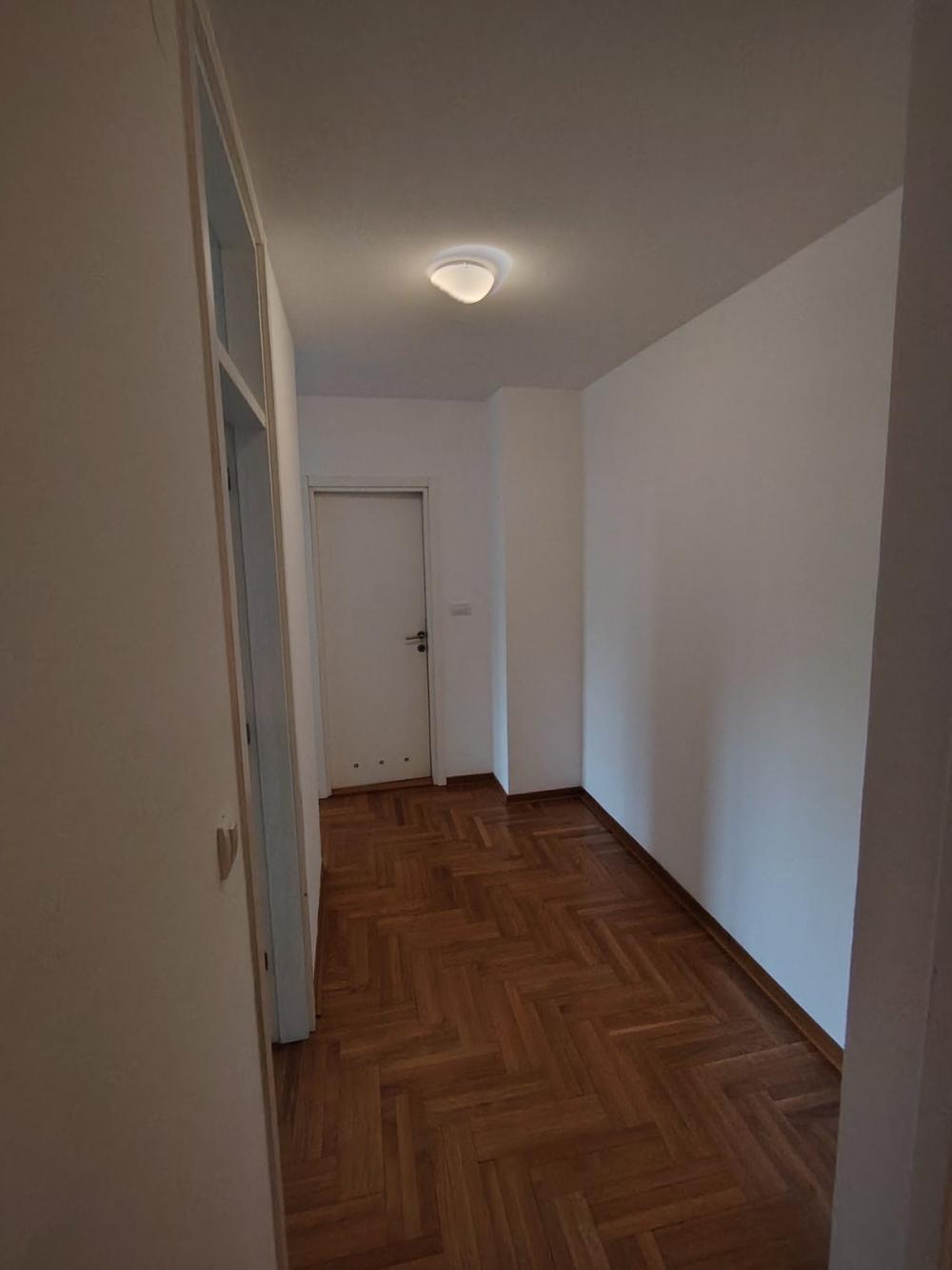 Slika 7 - 2. srpske armije, Trosoban stan za izdavanje, 84m2, 700€