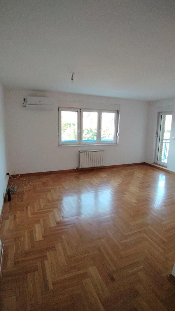Glavna slika -2. srpske armije, Trosoban stan za izdavanje, 84m2, 700€