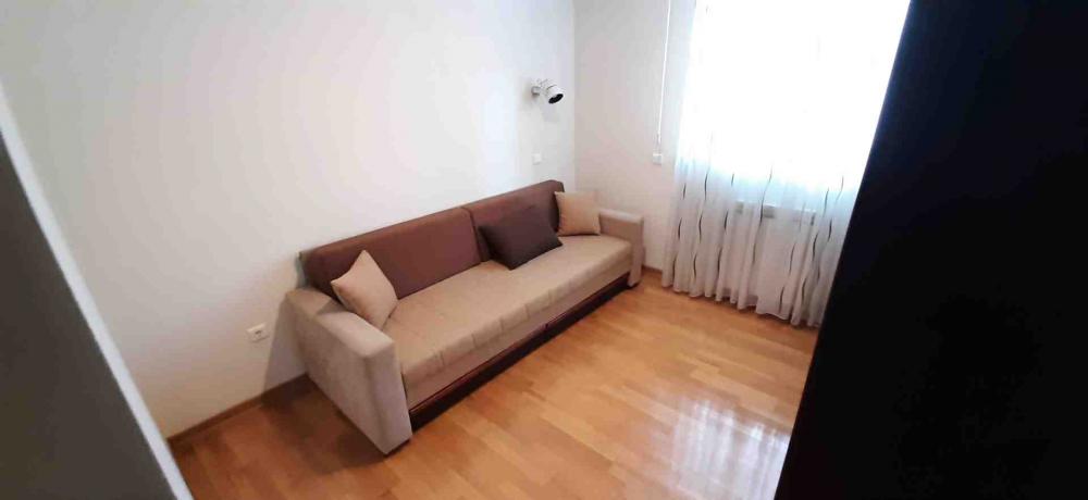 Slika 11 - Koče Kapetana, Četvorosoban stan za izdavanje, 100m2, 1.800€