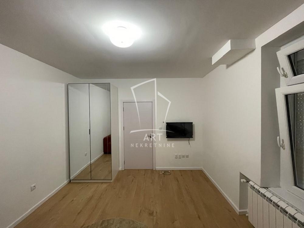 Slika 6 - Sarajevska, Jednoiposoban stan za izdavanje, 35m2, 700€