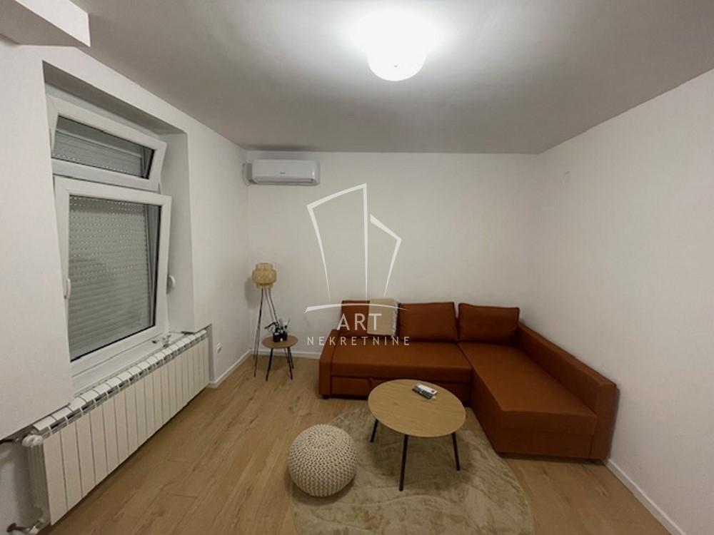 Slika 5 - Sarajevska, Jednoiposoban stan za izdavanje, 35m2, 700€