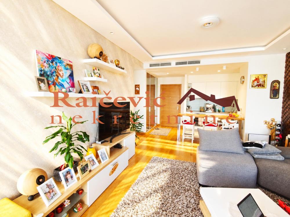 Slika 6 - Hercegovacka, Trosoban stan na prodaju, 89m2, 698.000€