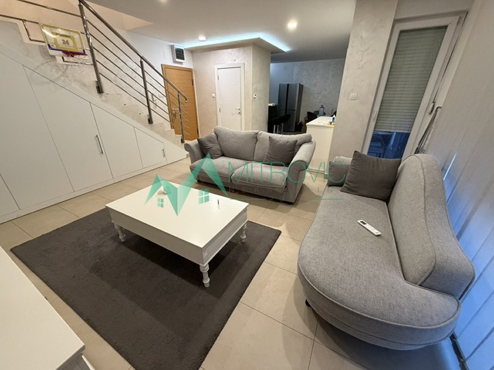 Slika 1 - Četvoroiposoban stan za izdavanje, 113m2, 1.200€