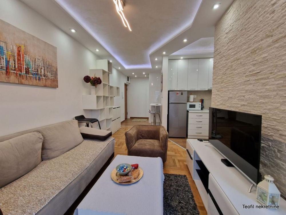 Slika 2 - Tetovska, Jednoiposoban stan za izdavanje, 37m2, 800€
