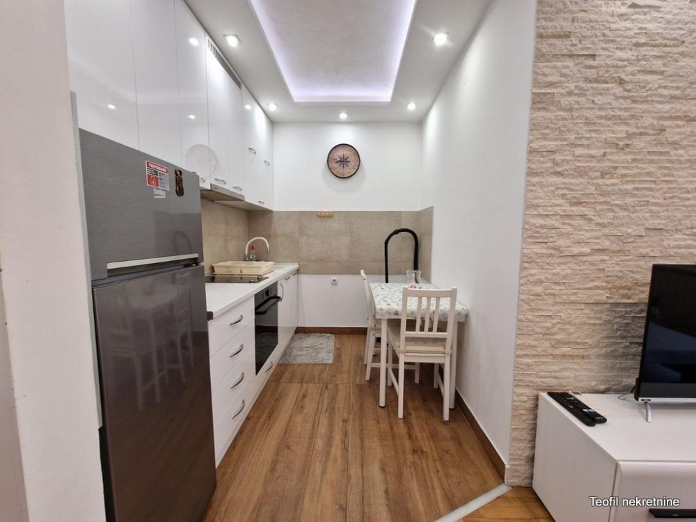 Slika 5 - Tetovska, Jednoiposoban stan za izdavanje, 37m2, 800€