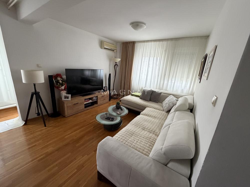 Slika 1 - Partizanske avijacije, Trosoban stan na prodaju, 84m2, 314.000€