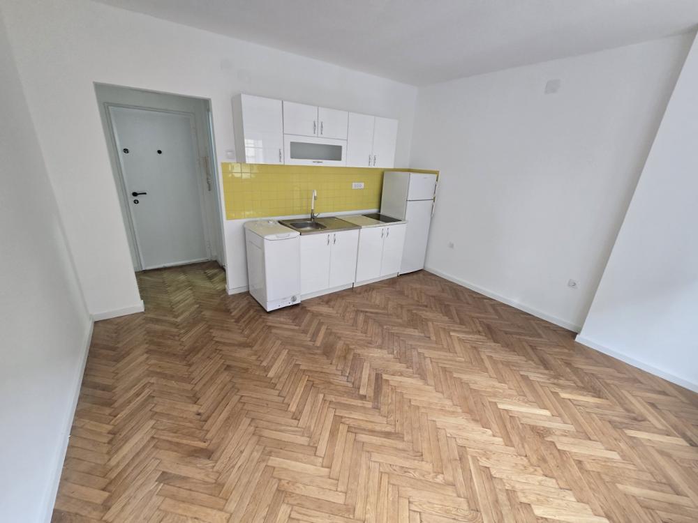 Glavna slika oglasa 418418