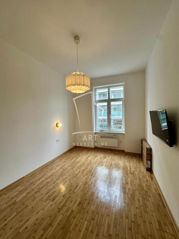 Slika 3 - Novopazarska, Dvoiposoban stan za izdavanje, 60m2, 1.200€