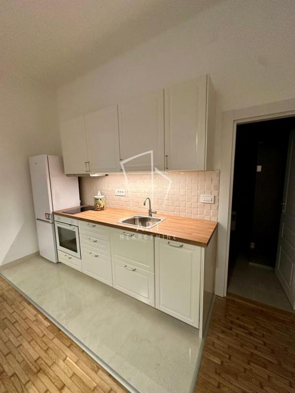 Slika 2 - Novopazarska, Dvoiposoban stan za izdavanje, 60m2, 1.200€