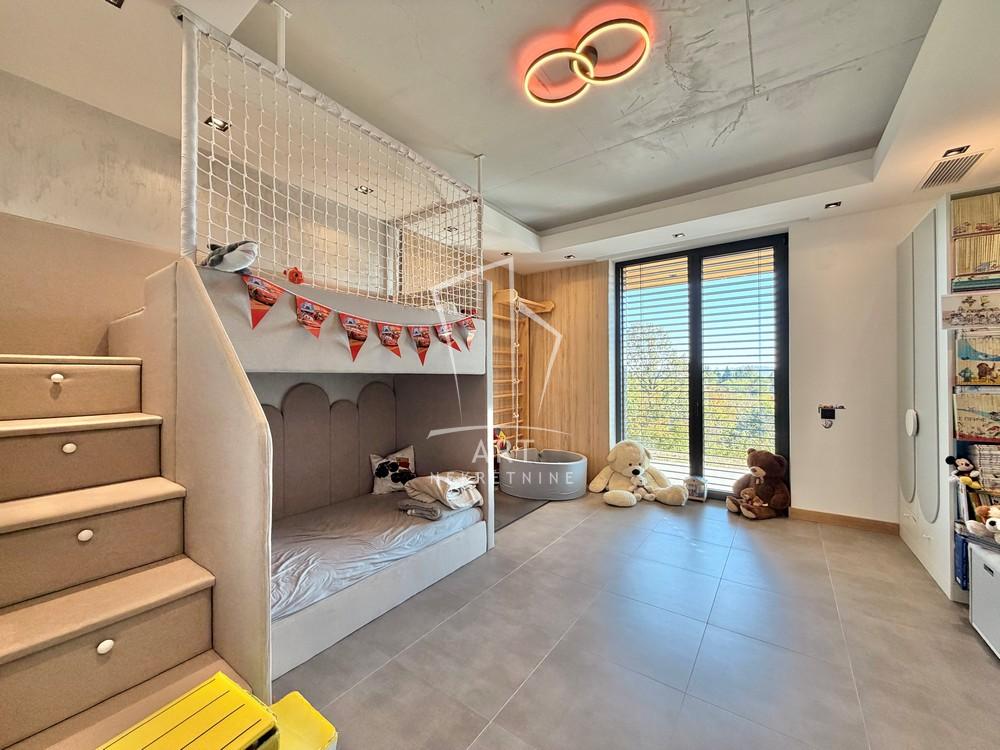 Slika 7 - Put za Markoviće,  Kuća na prodaju, 398m2, 1.700.000€