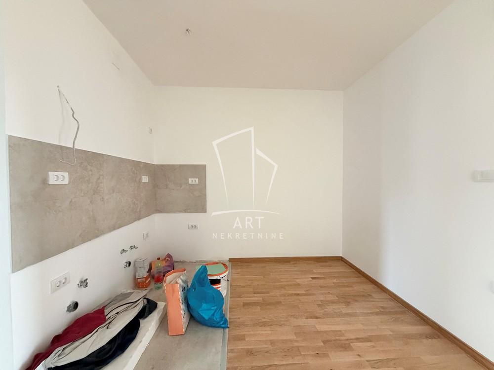 Slika 3 - Dušana Dude Timotijevića, Trosoban stan na prodaju, 59m2, 134.000€