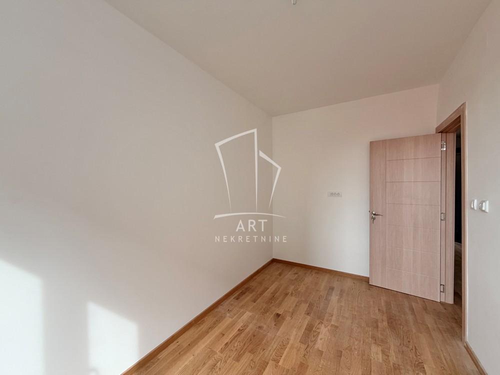 Slika 9 - Dušana Dude Timotijevića, Trosoban stan na prodaju, 59m2, 134.000€