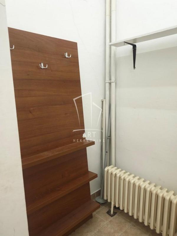 Slika 4 - Sare Bernar,  Lokal za izdavanje, 34m2, 490€