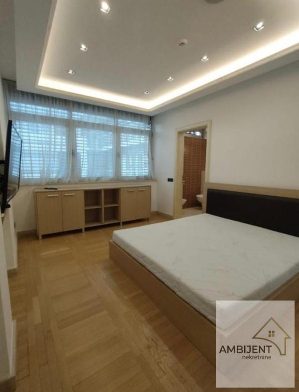 Slika 9 - Četvorosoban stan za izdavanje, 148m2, 2.400€