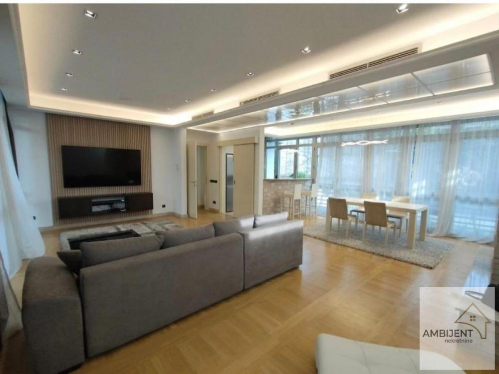 Slika 4 - Četvorosoban stan za izdavanje, 148m2, 2.400€