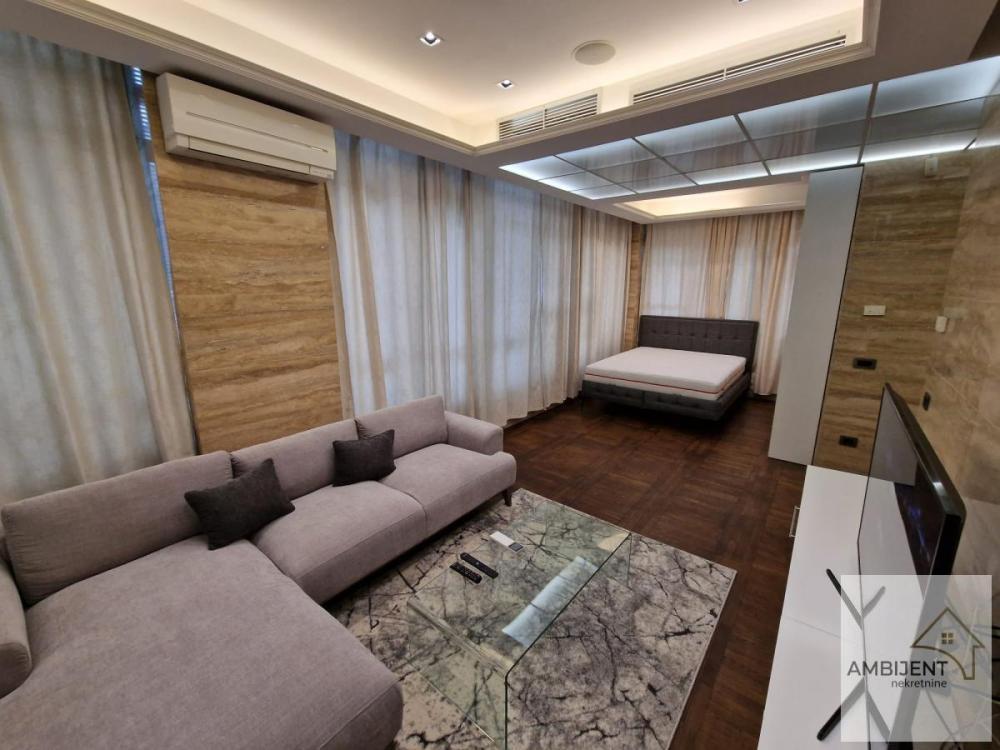 Glavna slika -Jednosoban stan za izdavanje, 48m2, 1.100€