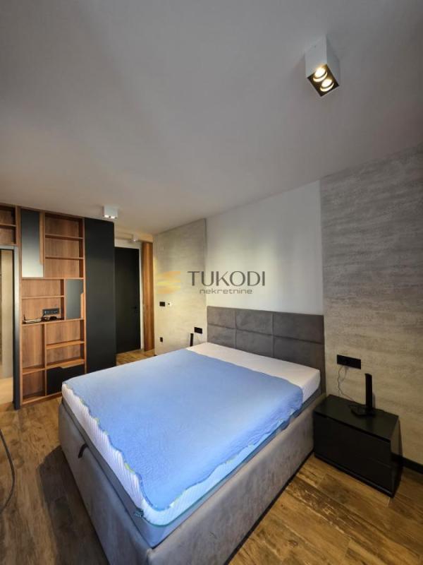 Slika 8 - Četvorosoban stan za izdavanje, 137m2, 2.800€