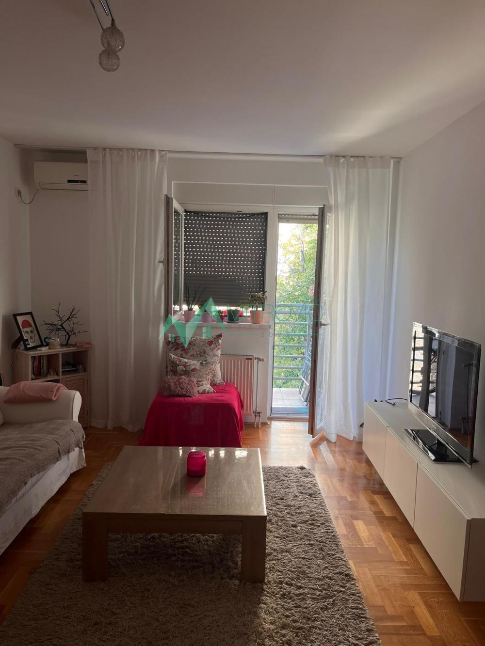 Glavna slika -Jednosoban stan za izdavanje, 60m2, 500€