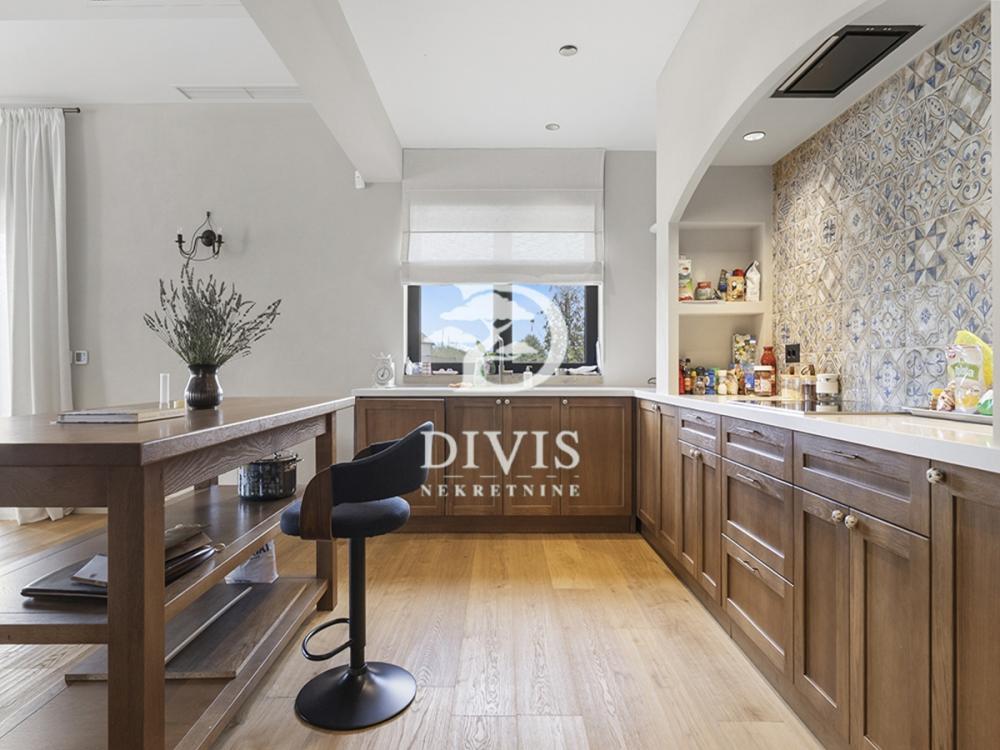 Slika 3 -  Kuća na prodaju, 519m2, 1.700.000€