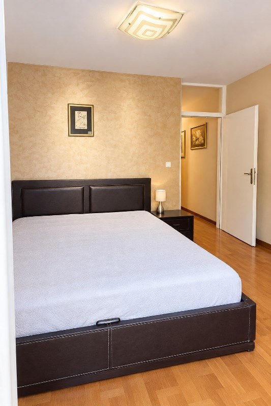 Slika 6 - Senjačka, Četvorosoban stan za izdavanje, 100m2, 1.500€