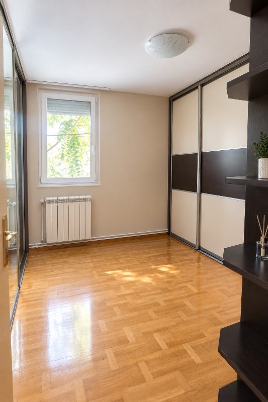 Slika 8 - Senjačka, Četvorosoban stan za izdavanje, 100m2, 1.500€