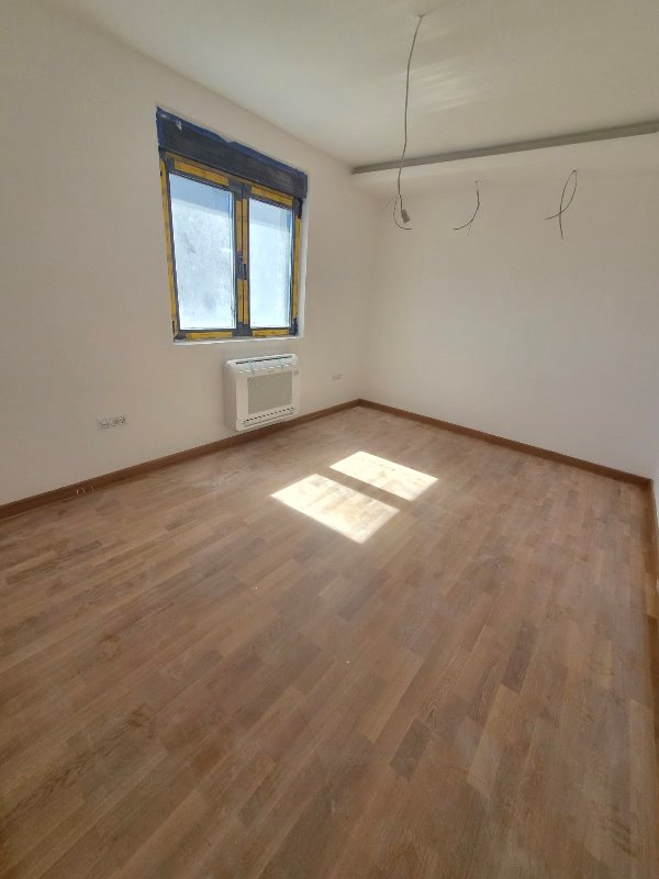Slika 6 - Nine Kirsanove, Četvorosoban stan na prodaju, 142m2, 312.400€
