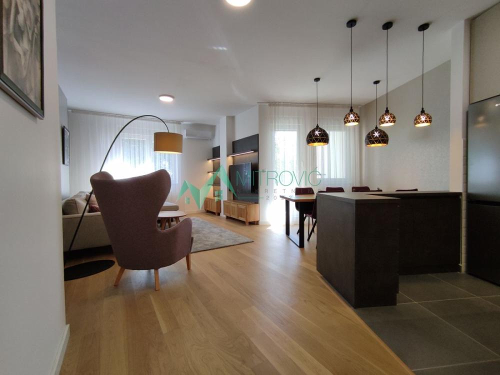 Slika 7 - Troiposoban stan za izdavanje, 100m2, 1.500€