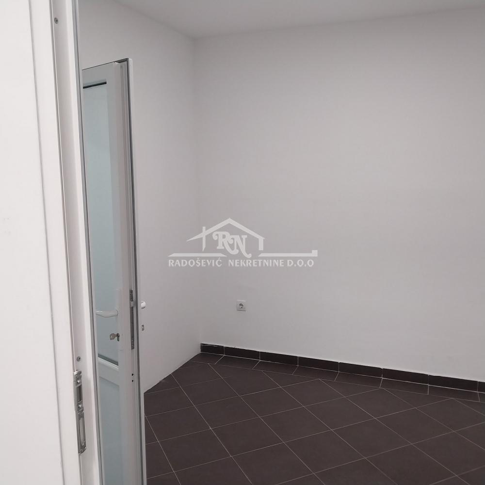 Slika 4 - Radnička,  Lokal za izdavanje, 51m2, 400€