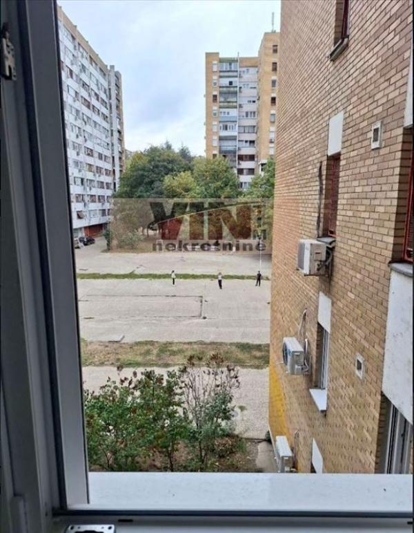 Slika 9 - 16.OKTOBRA, Jednoiposoban stan na prodaju, 41m2, 133.000€