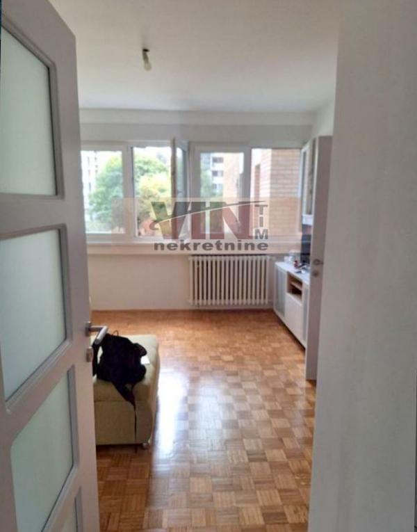 Slika 4 - 16.OKTOBRA, Jednoiposoban stan na prodaju, 41m2, 133.000€