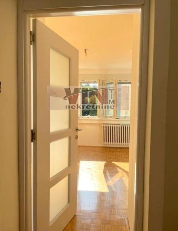 Slika 5 - 16.OKTOBRA, Jednoiposoban stan na prodaju, 41m2, 133.000€