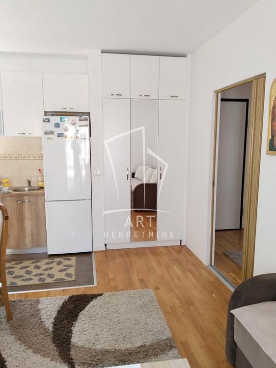 Slika 3 - Voje Veljkovića, Dvosoban stan za izdavanje, 48m2, 650€