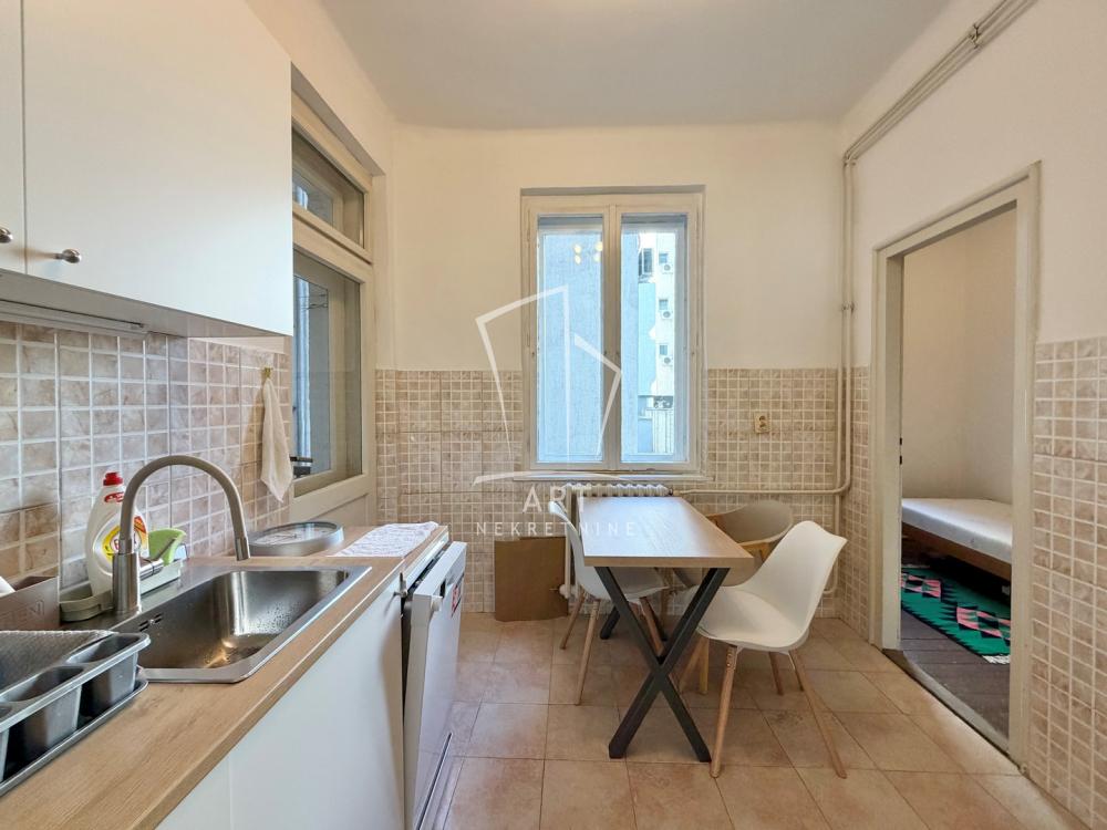 Slika 8 - Njegoševa, Troiposoban stan za izdavanje, 88m2, 1.400€
