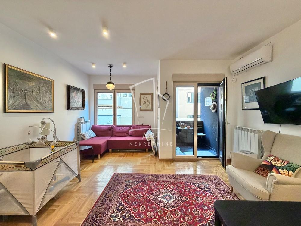 Slika 1 - Kneza Stracimira, Dvoiposoban stan na prodaju, 67m2, 295.400€