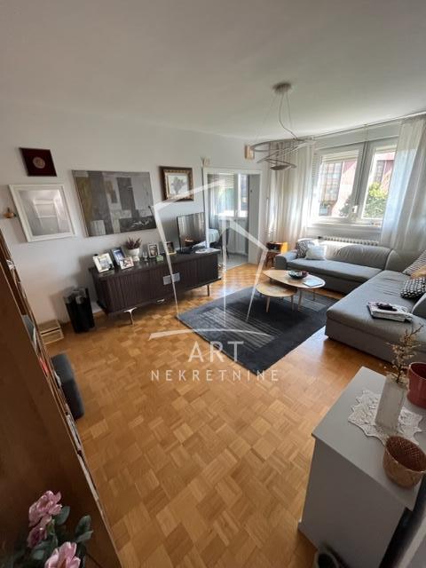 Slika 11 - Palmira Toljatija, Trosoban stan na prodaju, 77m2, 308.000€